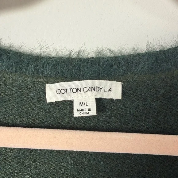 Cotton Candy La Cropped Fuzzy Hunter Green Top - Picture 2 of 4